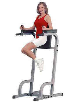 Пресс-брусья Body-Solid GVKR-60 Позволяет эффективно выполнять упражнения на брюшной пресс, грудные мышцы, трицепс.
Безопасная устойчивая конструкция, нескользящие поручни.
Габариты: 94 х 61 х 152 см.
