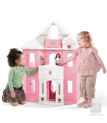 Кукольный домик Step 2 Кукольный домик Step 2&nbsp;- это яркий, красивый трехэтажный домик, который подарит незабываемые моменты радости любой девочке.

Благодаря своему большому размеру играть смогут девочки совместно.

Возраст : от 3-х лет.
Размеры оборудования (ДxШxВ,см):81,3 х 55,9х 117.
Вес:16,8 кг.&nbsp;
